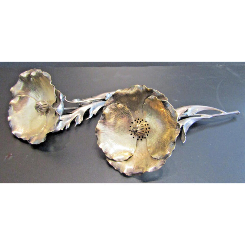 Buccellati - Salt And Pepper Shakers In Sterling Silver And Gilt